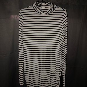 Old navy turtleneck